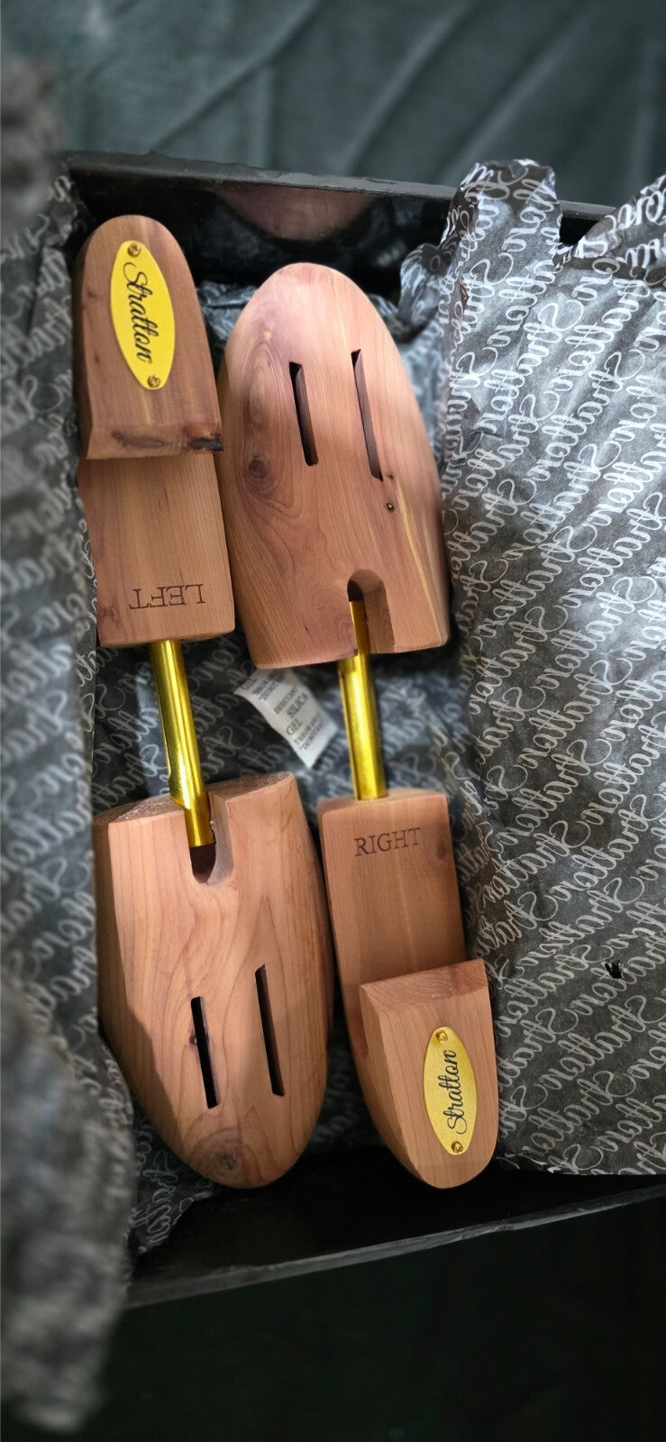 Stratton Cedar Wood Shoe Tree Shoe Sizes 9 - 10 4 Pack