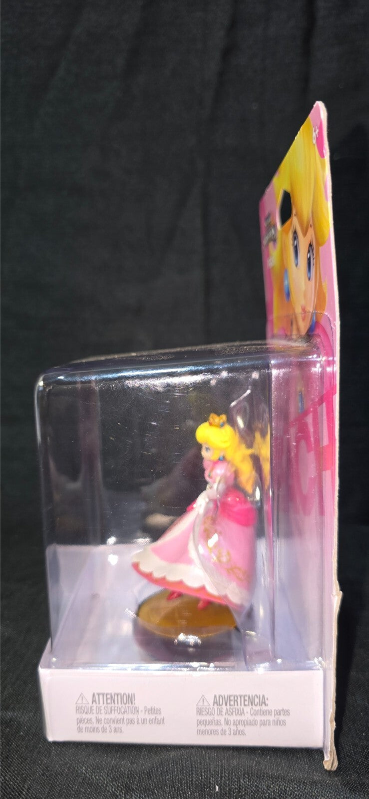 Nintendo Princess Peach Super Smash Bros amiibo Figure