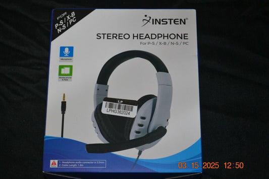 Gaming Headset with Mic for PS5 PS4 xBox Series X/S Switch PC, Wired 3.5mm White