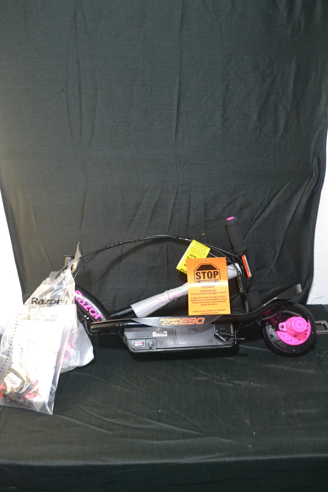 Razor Power Core E90 Electric Scooter - Pink (13111493)