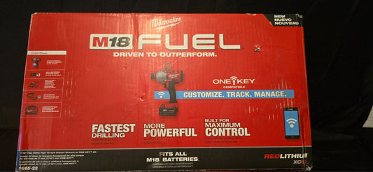 Milwaukee M18 FUEL Brushless 7/16" High Torque Impact Wrench Kit | 2865-22