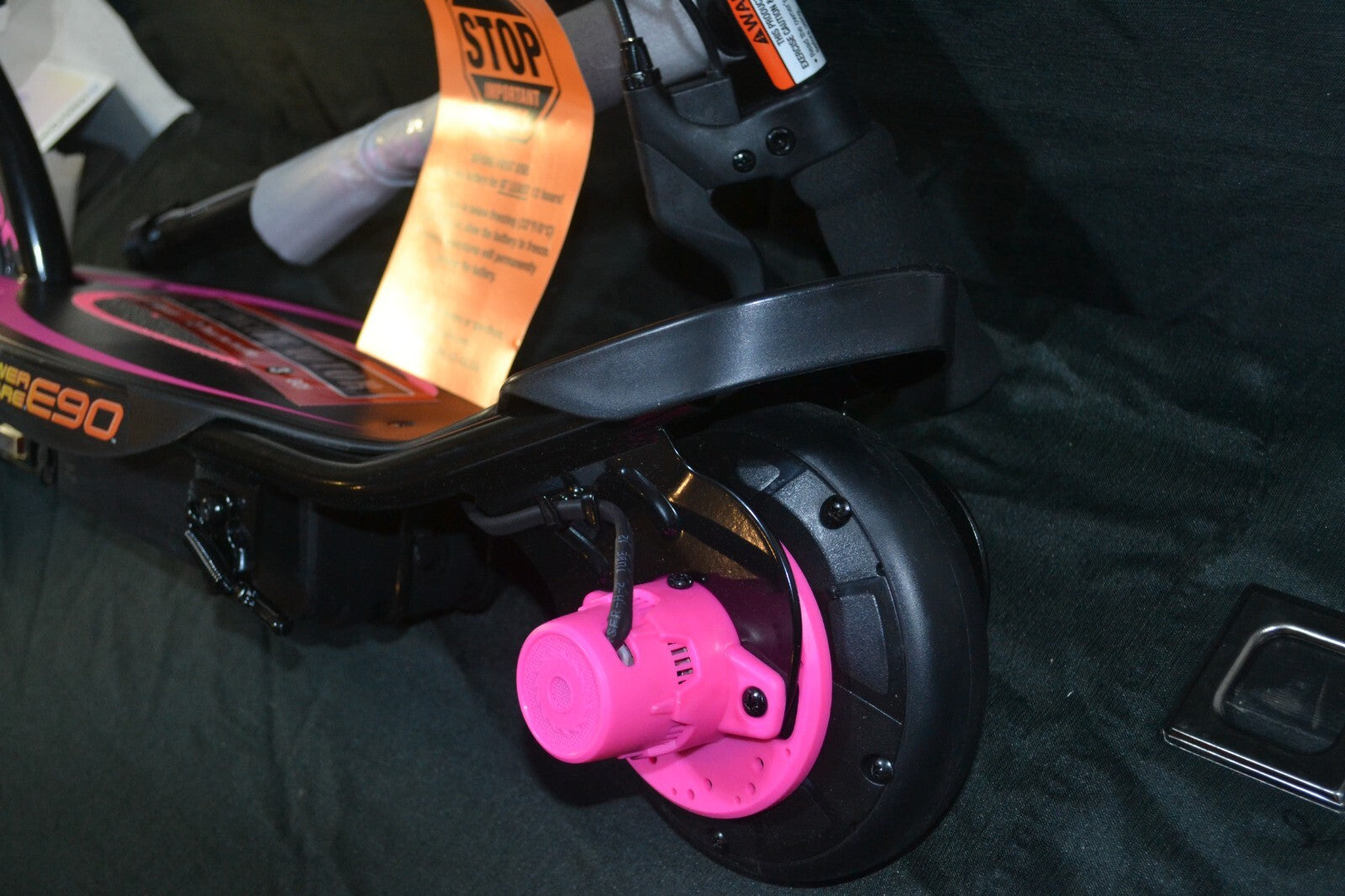 Razor Power Core E90 Electric Scooter - Pink (13111493)