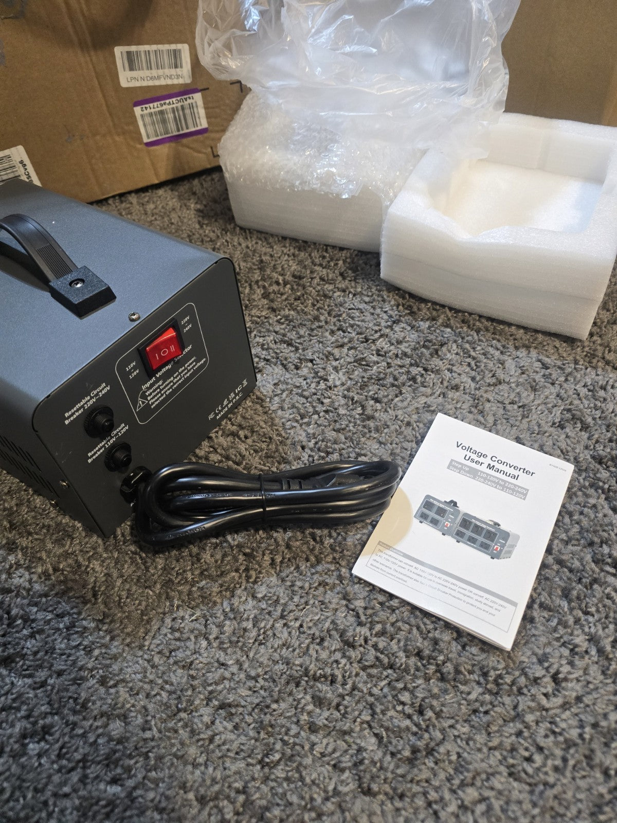 Yinleader YLG-3000 Step Up/Down Voltage Transformer 110/120V-220/240V 3000w
