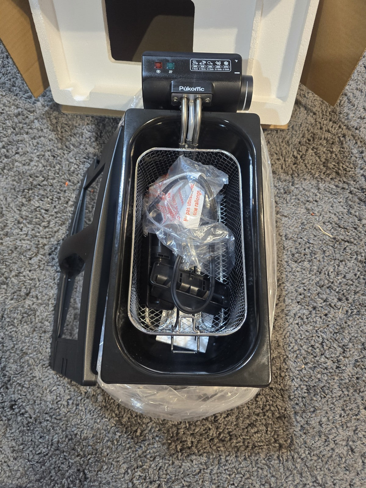 Pukomc 3 Liter Deep  Fryer 1500W w/ Basket, Lid