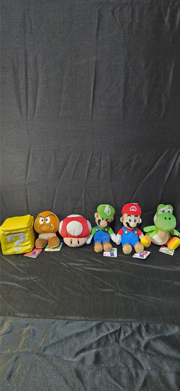 6 NINTENDO SUPER MARIO BROS PLUSHIES Mario, Luigi, Toad, Coinbox, Goomba, Yoshi