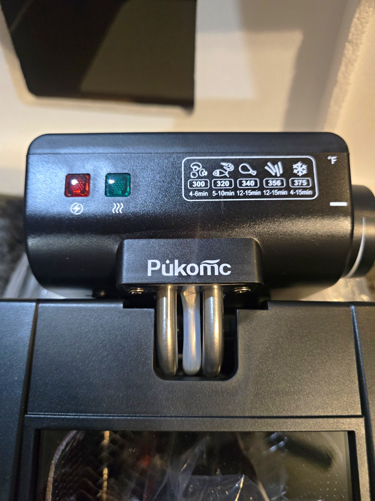 Pukomc 3 Liter Deep  Fryer 1500W w/ Basket, Lid